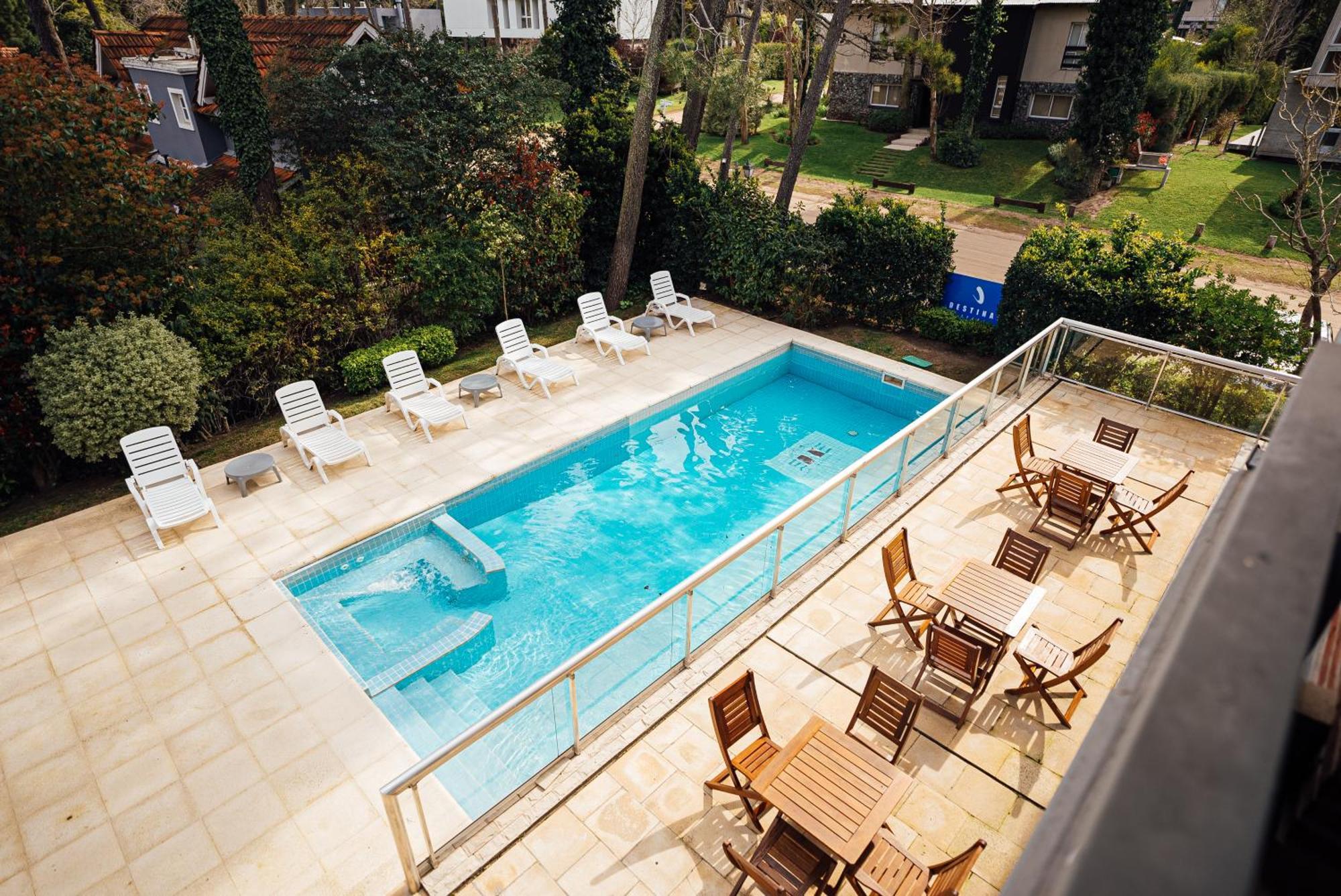 Destinar Apartahotel 4*