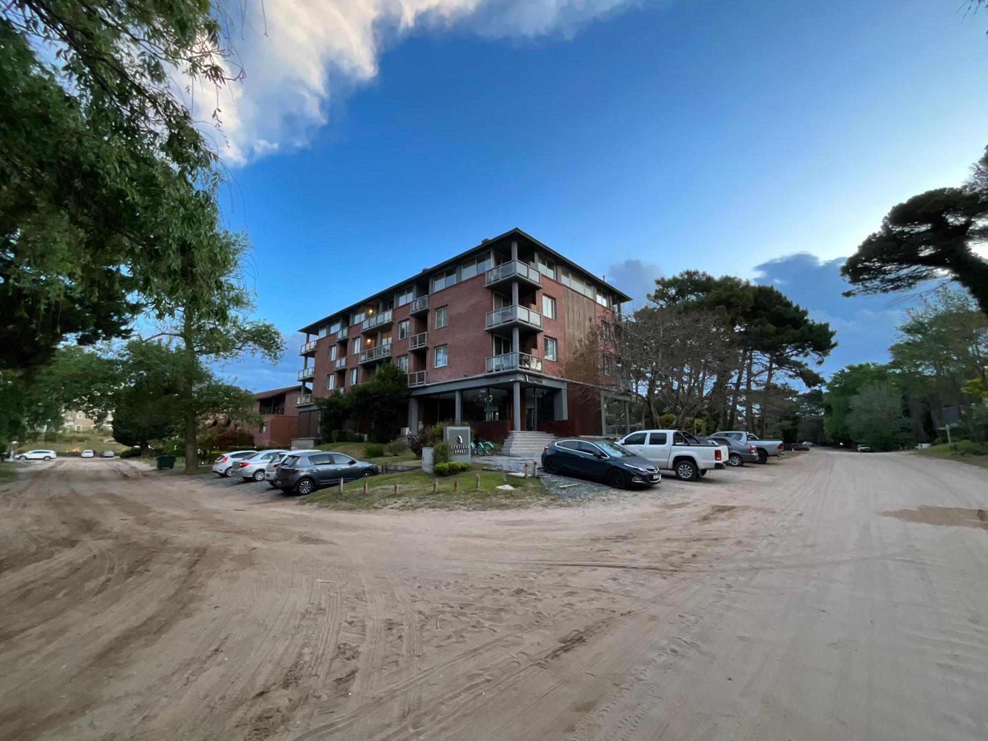 Aparthotel Destinar 4*
